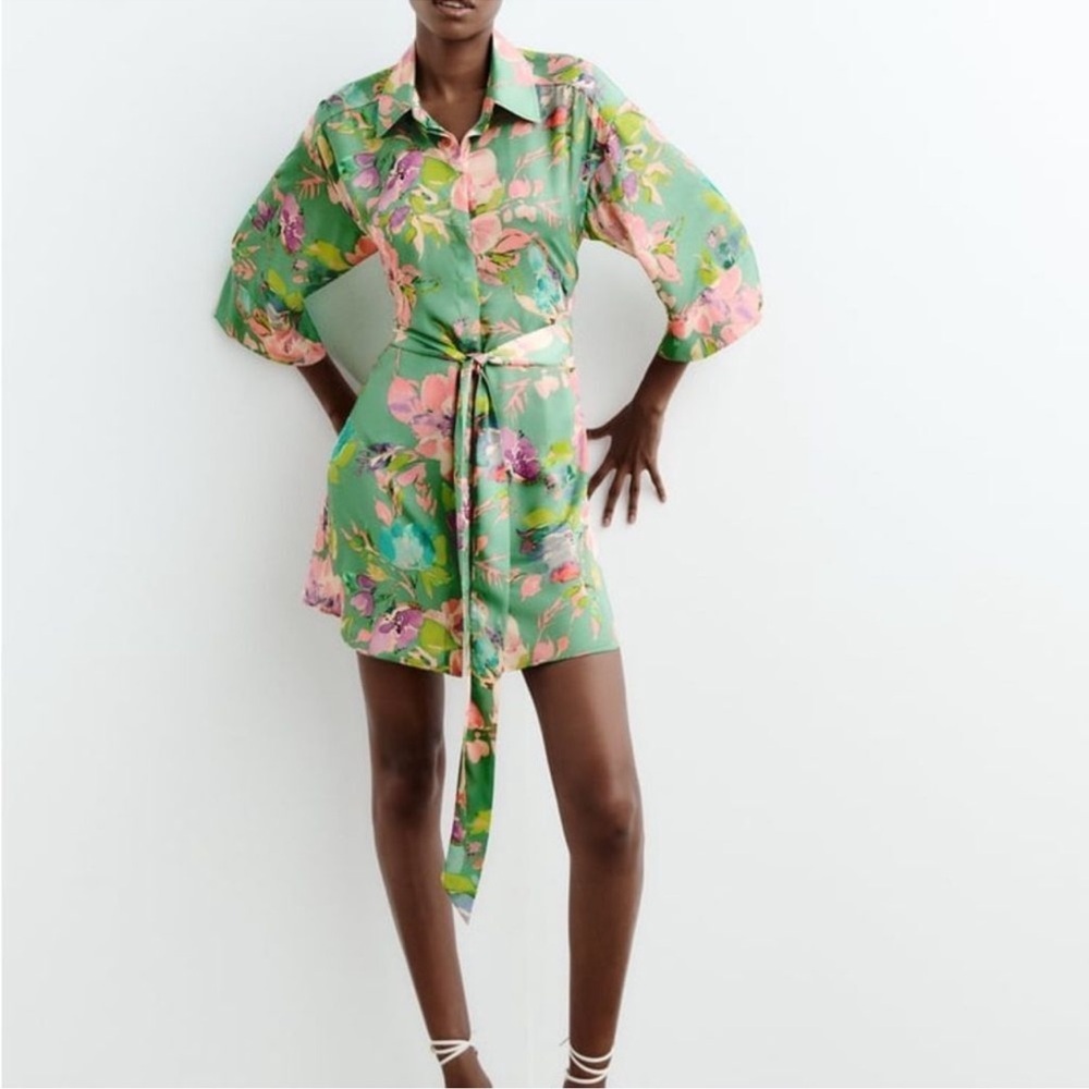 NWT ZARA Printed Satin Effect Shirtdress (Size M)